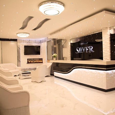 Hotel Silver Guarne Exterior photo